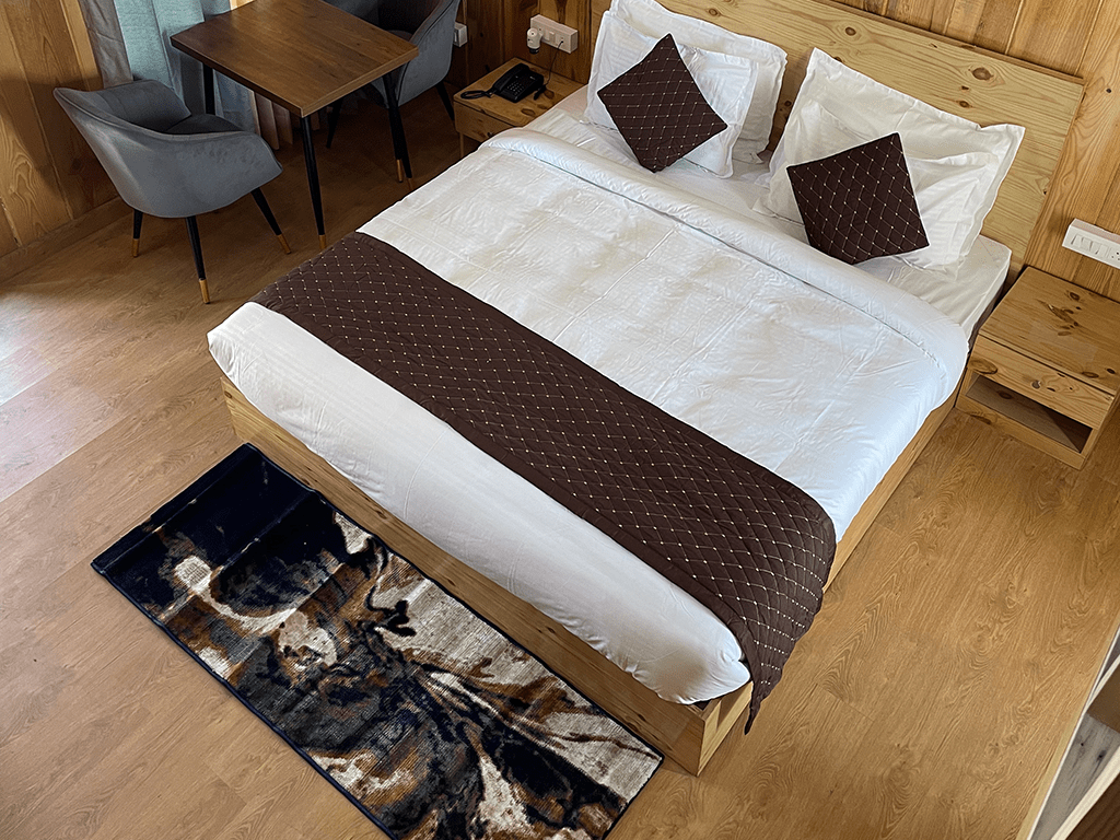 Castle Attic Suite - Premium Wooden Interiors